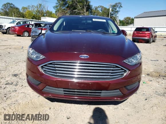 ✅ 2017 Ford Fusion SE • VIN: 3FA6P0H75HR208805 • Lot: 82473125. Wystawiony na Copart z przebiegiem 116 479 mil. Bezpłatny archiwum sprzedaży aukcyjnych z USA i szczegółowy raport historii pojazdu na DreamBid. Zdjęcie 5.