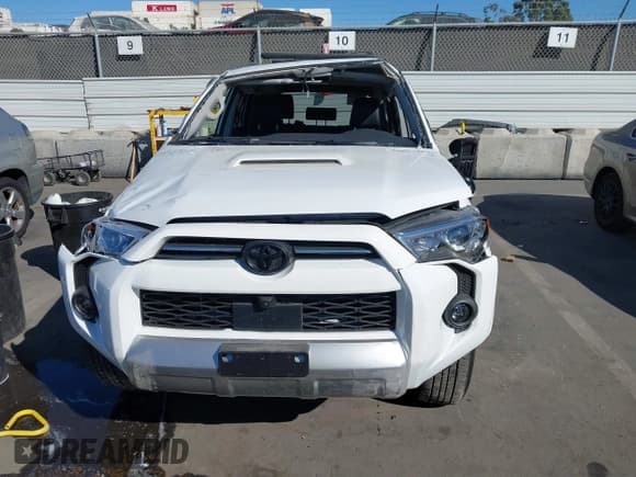 ✅ 2024 Toyota 4Runner TRD Off Road • VIN: JTERU5JR3R6278015 • Лот: 40637281. Опубликован ранее на IAAI с пробегом Не указан. Бесплатный доступ к архиву аукционных продаж из США и подробный отчёт об истории автомобиля на DreamBid. Изображение 6.