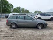 ✅ 2001 Volkswagen Passat • VIN: WVWVH63B61E310477 • Лот: 42107133. Опубликован ранее на IAAI с пробегом 141 909 миль. Бесплатный доступ к архиву аукционных продаж из США и подробный отчёт об истории автомобиля на DreamBid. Изображение 13.