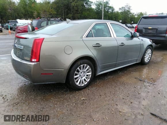 ✅ 2011 Cadillac CTS • VIN: 1G6DC5EY4B0125190 • Lot: 43048892. Wystawiony na IAAI z przebiegiem 129 476 mil. Bezpłatny archiwum sprzedaży aukcyjnych z USA i szczegółowy raport historii pojazdu na DreamBid. Zdjęcie 4.