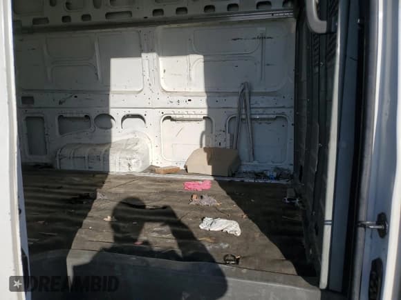 ✅ 2012 Nissan NV S • VIN: 1N6AF0LY4CN107187 • Lot: 51201825. Listed on Copart with 350,097 mi. Free auction sales archive from the USA and detailed vehicle history report at DreamBid. Image 11.