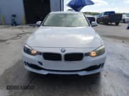 ✅ 2015 BMW 3 Series 328i • VIN: WBA3A5C50FF607548 • Lot: 90445655. Wystawiony na Copart z przebiegiem 107 731 mil. Bezpłatny archiwum sprzedaży aukcyjnych z USA i szczegółowy raport historii pojazdu na DreamBid. Zdjęcie 5.