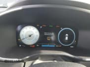 ✅ 2023 Hyundai Santa Fe SEL • VIN: 5NMS34AJ7PH598659 • Lot: 71946974. Wystawiony na Copart z przebiegiem 2 240 mil. Bezpłatny archiwum sprzedaży aukcyjnych z USA i szczegółowy raport historii pojazdu na DreamBid. Zdjęcie 9.