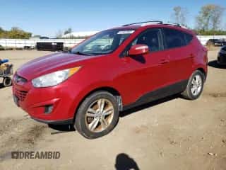 2012 Hyundai Tucson GLS с VIN KM8JU3AC9CU370679, выставлен на аукционе Copart как лот 81967565 с пробегом 118 398 миль миль и Чистый • Clean title. История ставок и продаж доступна на DreamBid. Изображение 1.