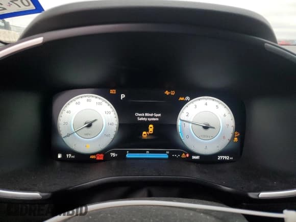 ✅ 2022 Hyundai Santa Fe XRT • VIN: 5NMS6DAJ4NH468715 • Lot: 70060974. Wystawiony na Copart z przebiegiem 27 792 mil. Bezpłatny archiwum sprzedaży aukcyjnych z USA i szczegółowy raport historii pojazdu na DreamBid. Zdjęcie 9.