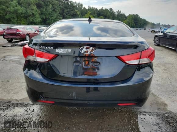 ✅ 2013 Hyundai Elantra GLS • VIN: 5NPDH4AE9DH243004 • Lot: 83972185. Wystawiony na Copart z przebiegiem 54 218 mil mil. Skorzystaj z bezpłatnego archiwum sprzedaży aukcyjnych z USA i zobacz szczegółowy raport historii pojazdu na DreamBid. Zdjęcie 6.