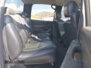 ✅ 2007 Chevrolet Silverado 2500HD LT1 • VIN: 1GCHK23D67F160348 • Lot: 43269127. Wystawiony na IAAI z przebiegiem 179 920 mil. Bezpłatny archiwum sprzedaży aukcyjnych z USA i szczegółowy raport historii pojazdu na DreamBid. Zdjęcie 8.