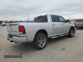 ✅ 2009 Dodge 1500 SLT • VIN: 1D3HB13T59S710142 • Lot: 45555275. Wystawiony na Copart z przebiegiem 270 206 mil. Bezpłatny archiwum sprzedaży aukcyjnych z USA i szczegółowy raport historii pojazdu na DreamBid. Zdjęcie 3.