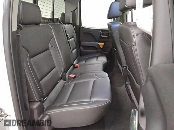 ✅ 2018 Chevrolet Silverado 1500 LTZ • VIN: 1GCVKSEC4JZ317386 • Lot: 93752595. Wystawiony na Copart z przebiegiem 58 004 mil. Bezpłatny archiwum sprzedaży aukcyjnych z USA i szczegółowy raport historii pojazdu na DreamBid. Zdjęcie 10.