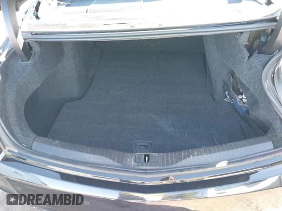 ✅ 2018 Cadillac CT6 AWD • VIN: 1G6KB5RSXJU153907 • Lot: 43485941. Listed on IAAI with 106,461 mi. Free auction sales archive from the USA and detailed vehicle history report at DreamBid. Image 17.