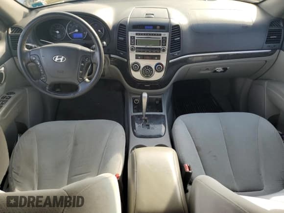 ✅ 2008 Hyundai Santa Fe SE • VIN: 5NMSH13E58H171191 • Lot: 77784684. Listed on Copart with 161,886 mi. Free auction sales archive from the USA and detailed vehicle history report at DreamBid. Image 8.