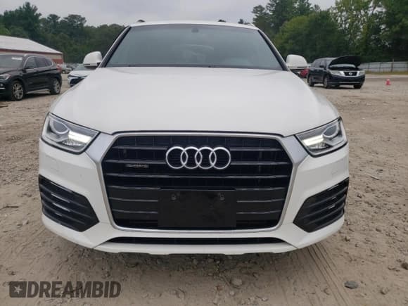 ✅ 2018 Audi Q3 Premium • VIN: WA1ECCFSXJR026670 • Lot: 68262515. Wystawiony na Copart z przebiegiem 61 352 mil. Bezpłatny archiwum sprzedaży aukcyjnych z USA i szczegółowy raport historii pojazdu na DreamBid. Zdjęcie 5.