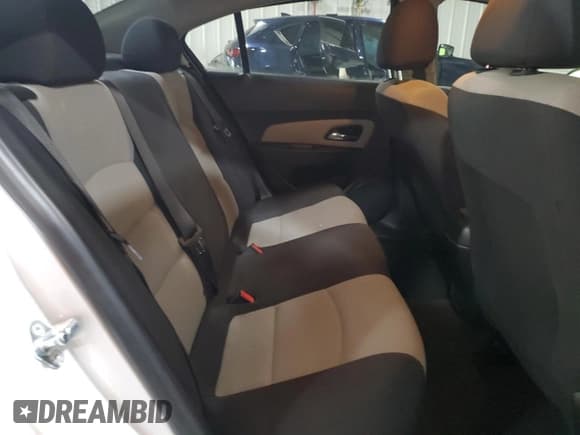 ✅ 2016 Chevrolet Cruze LS • VIN: 1G1PB5SG8G7206564 • Lot: 55652875. Listed on Copart with 129,537 mi. Free auction sales archive from the USA and detailed vehicle history report at DreamBid. Image 10.