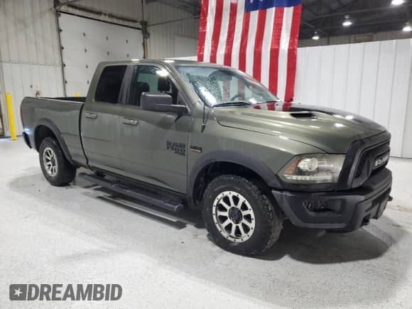 2021 Ram 1500 Warlock z VIN 1C6RR6GT2MS575041, wystawiony jako Copart lot #73572404 z przebiegiem 94 601 mil mil oraz Czysty tytuł • Clean title. Historia ofert i sprzedaży dostępna na DreamBid. Obrazek 4.