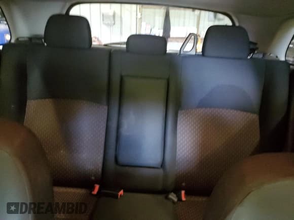 ✅ 2017 Mitsubishi Outlander SE • VIN: JA4AR3AW7HZ031049 • Лот: 69034875. Опубликован ранее на Copart с пробегом 117 893 миль. Бесплатный доступ к архиву аукционных продаж из США и подробный отчёт об истории автомобиля на DreamBid. Изображение 10.