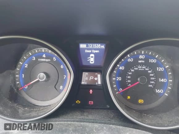 ✅ 2014 Hyundai Elantra • VIN: KMHD35LH2EU173814 • Lot: 43545766. Listed on IAAI with 131,538 mi. Free auction sales archive from the USA and detailed vehicle history report at DreamBid. Image 7.