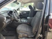 ✅ 2019 Chevrolet Traverse LS • VIN: 1GNEVFKW7KJ286798 • Lot: 69452524. Wystawiony na Copart z przebiegiem 51 112 mil. Bezpłatny archiwum sprzedaży aukcyjnych z USA i szczegółowy raport historii pojazdu na DreamBid. Zdjęcie 7.