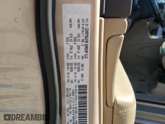 ✅ 2014 Jeep Grand Cherokee Overland • VIN: 1C4RJFCT9EC147999 • Lot: 89689645. Listed on Copart with 133,640 mi. Free auction sales archive from the USA and detailed vehicle history report at DreamBid. Image 13.