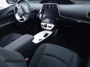 ✅ 2016 Toyota Prius Three Touring • VIN: JTDKARFU7G3506907 • Lot: 43557981. Wystawiony na IAAI z przebiegiem 115 139 mil. Bezpłatny archiwum sprzedaży aukcyjnych z USA i szczegółowy raport historii pojazdu na DreamBid. Zdjęcie 5.