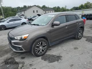 2017 Mitsubishi Outlander SE с VIN JA4AR3AW3HZ048155, выставлен на аукционе Copart как лот 69593835 с пробегом 177 506 миль миль и Чистый • Clean title. История ставок и продаж доступна на DreamBid. Изображение 1.