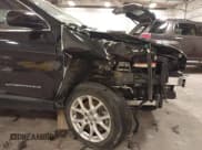 ✅ 2015 Jeep Cherokee Latitude • VIN: 1C4PJMCB4FW633381 • Lot: 43613425. Listed on IAAI with 67,747 mi. Free auction sales archive from the USA and detailed vehicle history report at DreamBid. Image 6.