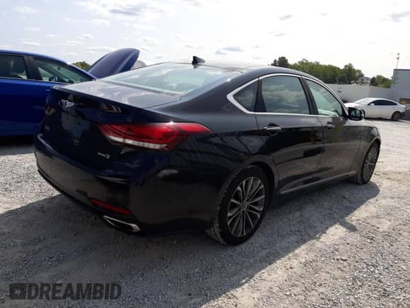 2015 Hyundai Genesis 3.8L with VIN KMHGN4JE6FU066308, listed as a Copart auction lot 67767304 with 134,437 mi miles and Salvage title. Bid and sale history available at DreamBid. Image 3.
