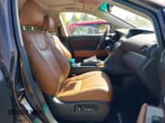 ✅ 2013 Lexus RX 450h • VIN: JTJBC1BA3D2057621 • Lot: 43079148. Wystawiony na IAAI z przebiegiem 156 165 mil. Bezpłatny archiwum sprzedaży aukcyjnych z USA i szczegółowy raport historii pojazdu na DreamBid. Zdjęcie 5.