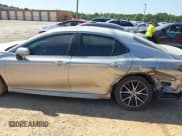 ✅ 2022 Toyota Camry SE • VIN: 4T1T11AK7NU644056 • Lot: 42818013. Listed on IAAI with 34,874 mi. Free auction sales archive from the USA and detailed vehicle history report at DreamBid. Image 14.