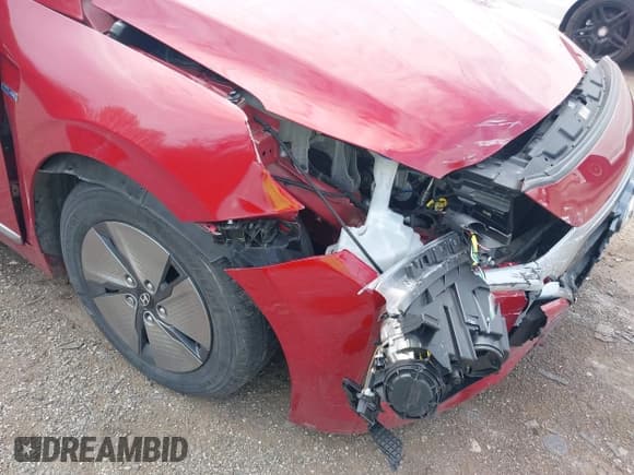 ✅ 2020 Hyundai Ioniq SE • VIN: KMHC75LC7LU210017 • Lot: 41961372. Wystawiony na IAAI z przebiegiem 35 051 mil. Bezpłatny archiwum sprzedaży aukcyjnych z USA i szczegółowy raport historii pojazdu na DreamBid. Zdjęcie 6.