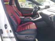 ✅ 2019 Lexus NX 300 • VIN: JTJBARBZ8K2192651 • Lot: 42111207. Wystawiony na IAAI z przebiegiem 148 393 mil. Bezpłatny archiwum sprzedaży aukcyjnych z USA i szczegółowy raport historii pojazdu na DreamBid. Zdjęcie 5.