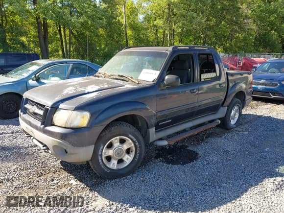 ✅ 2001 Ford Explorer Sport Trac • VIN: 1FMZU77E71UB28117 • Lot: 43004951. Wystawiony na IAAI z przebiegiem 108 151 mil. Bezpłatny archiwum sprzedaży aukcyjnych z USA i szczegółowy raport historii pojazdu na DreamBid. Zdjęcie 2.