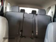 ✅ 2017 Kia Sorento LX • VIN: 5XYPGDA52HG242435 • Lot: 70831605. Wystawiony na Copart z przebiegiem 122 683 mil. Bezpłatny archiwum sprzedaży aukcyjnych z USA i szczegółowy raport historii pojazdu na DreamBid. Zdjęcie 10.