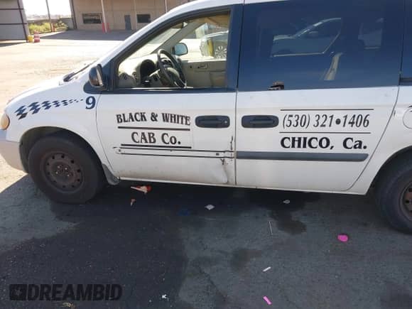 2005 Dodge Caravan SE с VIN 1D4GP25E85B333037, выставлен на аукционе IAAI как лот 43546421 с пробегом 266 965 миль миль и . История ставок и продаж доступна на DreamBid. Изображение 18.