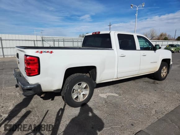 ✅ 2015 Chevrolet Silverado 1500 LT • VIN: 1GCUKREC3FF203909 • Lot: 92103005. Wystawiony na Copart z przebiegiem 147 747 mil. Bezpłatny archiwum sprzedaży aukcyjnych z USA i szczegółowy raport historii pojazdu na DreamBid. Zdjęcie 3.