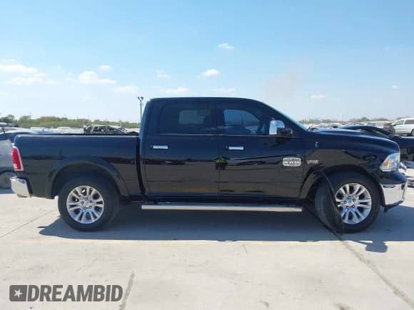 ✅ 2014 Ram 1500 Longhorn • VIN: 1C6RR7PT9ES164338 • Lot: 43446247. Listed on IAAI with 222,763 mi. Free auction sales archive from the USA and detailed vehicle history report at DreamBid. Image 14.