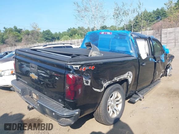 ✅ 2016 Chevrolet Silverado 1500 LT • VIN: 3GCUKREC3GG256934 • Лот: 42946929. Опубликован ранее на IAAI с пробегом Не указан. Бесплатный доступ к архиву аукционных продаж из США и подробный отчёт об истории автомобиля на DreamBid. Изображение 4.