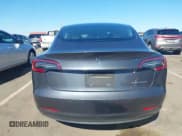 ✅ 2019 Tesla Model 3 Long Range • VIN: 5YJ3E1EB7KF386323 • Lot: 43551628. Wystawiony na IAAI z przebiegiem 103 673 mil. Bezpłatny archiwum sprzedaży aukcyjnych z USA i szczegółowy raport historii pojazdu na DreamBid. Zdjęcie 15.