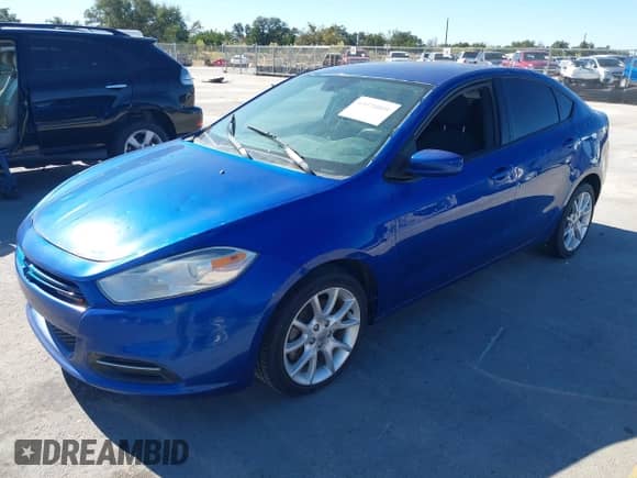 2013 Dodge Dart SXT z VIN 1C3CDFBA0DD306306, wystawiony jako IAAI lot #43578009 z przebiegiem 117 988 mil mil oraz . Historia ofert i sprzedaży dostępna na DreamBid. Obrazek 2.