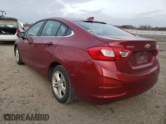 ✅ 2017 Chevrolet Cruze LT • VIN: 1G1BE5SMXH7208941 • Lot: 66626752. Wystawiony na Copart z przebiegiem 95 996 mil mil. Skorzystaj z bezpłatnego archiwum sprzedaży aukcyjnych z USA i zobacz szczegółowy raport historii pojazdu na DreamBid. Zdjęcie 3.