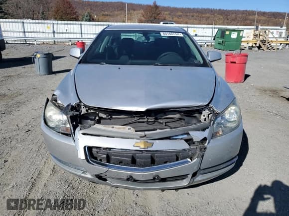 ✅ 2010 Chevrolet Malibu 1LT • VIN: 1G1ZC5EB3AF117388 • Lot: 80100594. Listed on Copart with 230,432 mi. Free auction sales archive from the USA and detailed vehicle history report at DreamBid. Image 5.