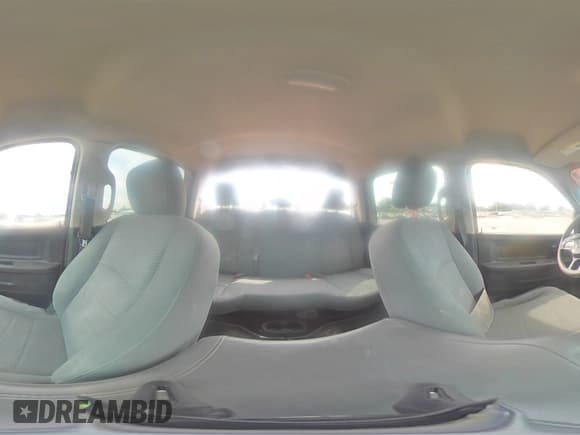 ✅ 2018 Ram 2500 Tradesman • VIN: 3C6UR5CL5JG379429 • Lot: 66661945. Listed on Copart with 183,814 mi. Free auction sales archive from the USA and detailed vehicle history report at DreamBid. Image 14.