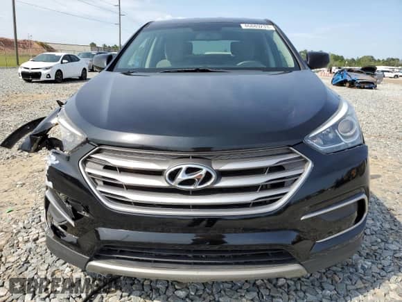 ✅ 2017 Hyundai Santa Fe 2.4L • VIN: 5NMZT3LB4HH044821 • Lot: 46889233. Wystawiony na Copart z przebiegiem 93 261 mil. Bezpłatny archiwum sprzedaży aukcyjnych z USA i szczegółowy raport historii pojazdu na DreamBid. Zdjęcie 5.
