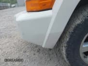 ✅ 2007 Jeep Commander Sport • VIN: 1J8HG48KX7C584839 • Лот: 42763901. Опубликован ранее на IAAI с пробегом 174 278 миль. Бесплатный доступ к архиву аукционных продаж из США и подробный отчёт об истории автомобиля на DreamBid. Изображение 12.