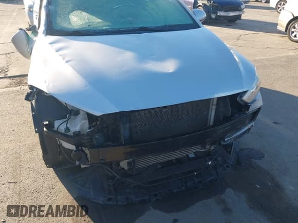 ✅ 2018 Hyundai Elantra Sport • VIN: KMHD04LB0JU588798 • Lot: 43463613. Listed on IAAI with 75,034 mi. Free auction sales archive from the USA and detailed vehicle history report at DreamBid. Image 18.