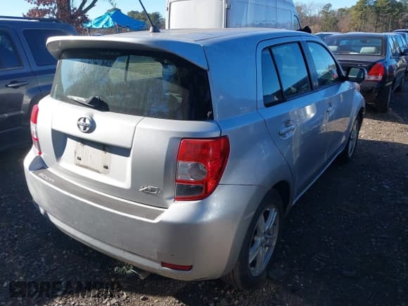✅ 2008 Scion xD • VIN: JTKKU10448J009711 • Lot: 43880341. Listed on IAAI with 122,171 mi. Free auction sales archive from the USA and detailed vehicle history report at DreamBid. Image 4.