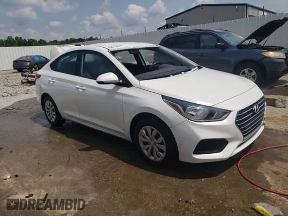 ✅ 2021 Hyundai Accent SE • VIN: 3KPC24A63ME129817 • Lot: 63710244. Listed on Copart with 71,090 mi. Free auction sales archive from the USA and detailed vehicle history report at DreamBid. Image 4.