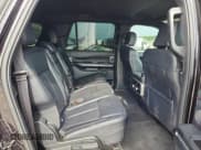 ✅ 2019 Ford Expedition Max XLT • VIN: 1FMJK1HT9KEA48794 • Lot: 63103475. Wystawiony na Copart z przebiegiem 136 388 mil. Bezpłatny archiwum sprzedaży aukcyjnych z USA i szczegółowy raport historii pojazdu na DreamBid. Zdjęcie 11.