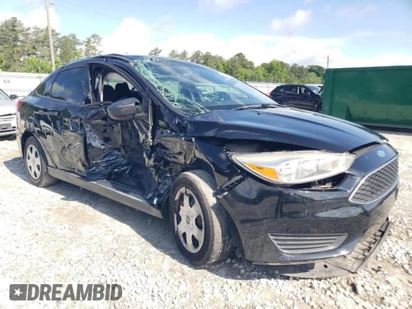 ✅ 2018 Ford Focus S • VIN: 1FADP3E24JL201155 • Lot: 56505285. Wystawiony na Copart z przebiegiem 91 560 mil. Bezpłatny archiwum sprzedaży aukcyjnych z USA i szczegółowy raport historii pojazdu na DreamBid. Zdjęcie 4.