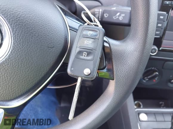 ✅ 2015 Volkswagen Jetta S • VIN: 3VW2K7AJ5FM348737 • Lot: 42823239. Listed on IAAI with 163,380 mi. Free auction sales archive from the USA and detailed vehicle history report at DreamBid. Image 11.