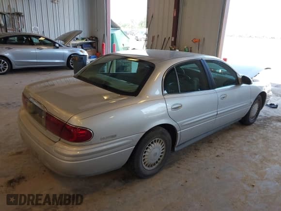 ✅ 2001 Buick LeSabre Limited • VIN: 1G4HR54K61U298030 • Лот: 42852123. Опубликован ранее на IAAI с пробегом Не указан. Бесплатный доступ к архиву аукционных продаж из США и подробный отчёт об истории автомобиля на DreamBid. Изображение 4.
